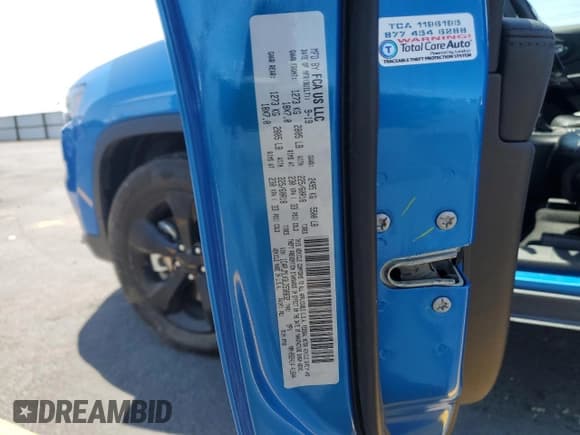 ✅ 2020 Jeep Cherokee Altitude • VIN: 1C4PJMLX3LD538832 • Lot: 60269435. Wystawiony na Copart z przebiegiem 31 479 mil. Bezpłatny archiwum sprzedaży aukcyjnych z USA i szczegółowy raport historii pojazdu na DreamBid. Zdjęcie 13.