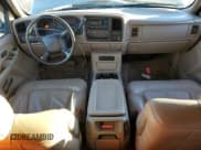 ✅ 2001 Chevrolet Silverado 1500 • VIN: 1GCEC19T21Z194382 • Лот: 88863615. Опубликован ранее на Copart с пробегом 155 055 миль. Бесплатный доступ к архиву аукционных продаж из США и подробный отчёт об истории автомобиля на DreamBid. Изображение 8.