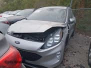 ✅ 2020 Ford Escape Titanium • VIN: 1FMCU9J96LUB18419 • Lot: 40612100. Wystawiony na IAAI z przebiegiem 40 041 mil. Bezpłatny archiwum sprzedaży aukcyjnych z USA i szczegółowy raport historii pojazdu na DreamBid. Zdjęcie 12.