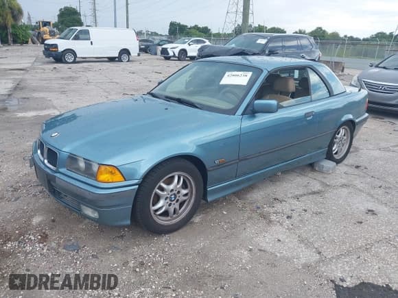 ✅ 1996 BMW 3 Series • VIN: WBABK7328TET61943 • Lot: 42806238. Listed on IAAI with 227,729 mi. Free auction sales archive from the USA and detailed vehicle history report at DreamBid. Image 2.