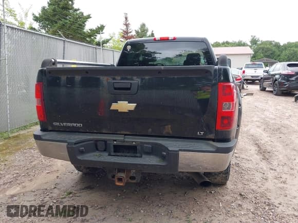✅ 2011 Chevrolet Silverado 2500HD LT • VIN: 1GC1KXCG4BF250762 • Лот: 42754053. Опубликован ранее на IAAI с пробегом 137 841 миль. Бесплатный доступ к архиву аукционных продаж из США и подробный отчёт об истории автомобиля на DreamBid. Изображение 17.