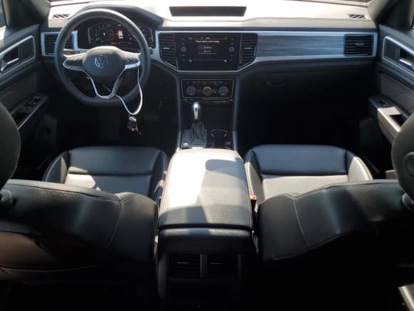 ✅ 2022 Volkswagen Atlas SE • VIN: 1V2HC2CA1NC208094 • Lot: 66436205. Listed on Copart with 50,401 mi. Free auction sales archive from the USA and detailed vehicle history report at DreamBid. Image 8.