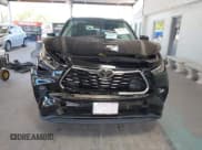 ✅ 2020 Toyota Highlander Limited • VIN: 5TDYZRAH7LS015548 • Lot: 43643233. Wystawiony na IAAI z przebiegiem 89 050 mil. Bezpłatny archiwum sprzedaży aukcyjnych z USA i szczegółowy raport historii pojazdu na DreamBid. Zdjęcie 12.
