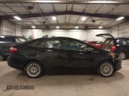 ✅ 2014 Ford Fiesta Titanium • VIN: 3FADP4CJ8EM131230 • Lot: 43712533. Wystawiony na IAAI z przebiegiem 105 396 mil. Bezpłatny archiwum sprzedaży aukcyjnych z USA i szczegółowy raport historii pojazdu na DreamBid. Zdjęcie 13.