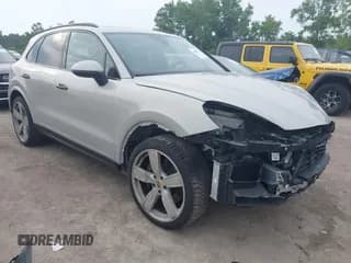 ✅ 2022 Porsche Cayenne • VIN: WP1AA2AY9NDA05195 • Лот: 42664670. Опубликован ранее на IAAI с пробегом 25 888 миль. Бесплатный доступ к архиву аукционных продаж из США и подробный отчёт об истории автомобиля на DreamBid. Изображение 1.