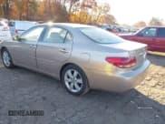 ✅ 2005 Lexus ES 350 • VIN: JTHBA30GX55076354 • Lot: 43711300. Listed on IAAI with 172,419 mi. Free auction sales archive from the USA and detailed vehicle history report at DreamBid. Image 3.