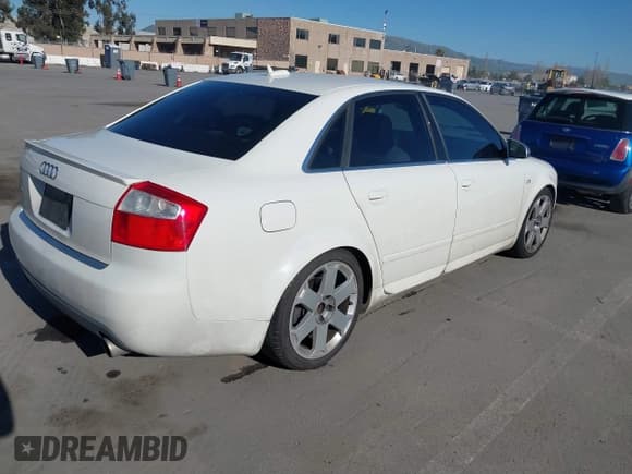 ✅ 2005 Audi S4 • VIN: WAUPL68E45A078336 • Лот: 41754659. Опубликован ранее на IAAI с пробегом 189 477 миль. Бесплатный доступ к архиву аукционных продаж из США и подробный отчёт об истории автомобиля на DreamBid. Изображение 4.