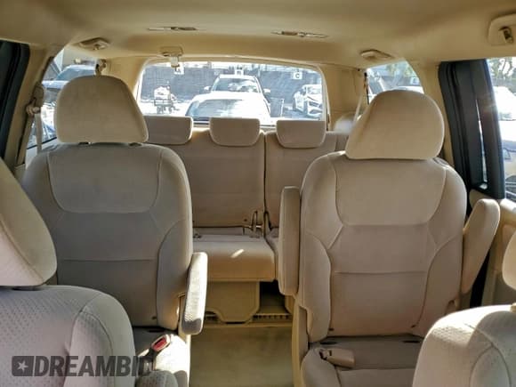 ✅ 2006 Honda Odyssey LX • VIN: 5FNRL38226B109852 • Лот: 94562795. Опубликован ранее на Copart с пробегом 89 634 миль. Бесплатный доступ к архиву аукционных продаж из США и подробный отчёт об истории автомобиля на DreamBid. Изображение 10.
