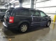 ✅ 2010 Chrysler Town & Country Touring • VIN: 2A4RR5D16AR184195 • Lot: 72090735. Wystawiony na Copart z przebiegiem 249 058 mil. Bezpłatny archiwum sprzedaży aukcyjnych z USA i szczegółowy raport historii pojazdu na DreamBid. Zdjęcie 3.