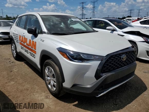 ✅ 2024 Toyota Corolla Cross L • VIN: 7MUAAABG4RV089721 • Lot: 62896205. Listed on Copart with 42,017 mi. Free auction sales archive from the USA and detailed vehicle history report at DreamBid. Image 4.