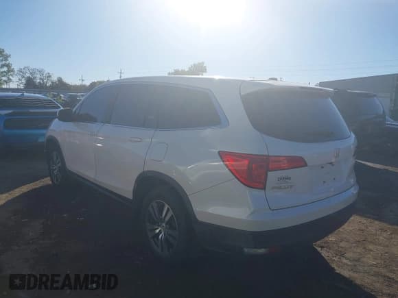 ✅ 2017 Honda Pilot EX-L • VIN: 5FNYF5H51HB005946 • Лот: 43580731. Опубликован ранее на IAAI с пробегом 93 065 миль. Бесплатный доступ к архиву аукционных продаж из США и подробный отчёт об истории автомобиля на DreamBid. Изображение 3.