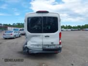 ✅ 2018 Ford Transit XL • VIN: 1FMZK1CM6JKA53454 • Lot: 42589903. Wystawiony na IAAI z przebiegiem 91 553 mil. Bezpłatny archiwum sprzedaży aukcyjnych z USA i szczegółowy raport historii pojazdu na DreamBid. Zdjęcie 16.