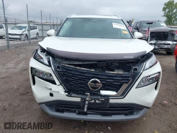 ✅ 2021 Nissan Rogue SV • VIN: 5N1AT3BA4MC675434 • Lot: 43544864. Wystawiony na IAAI z przebiegiem 57 091 mil. Bezpłatny archiwum sprzedaży aukcyjnych z USA i szczegółowy raport historii pojazdu na DreamBid. Zdjęcie 12.