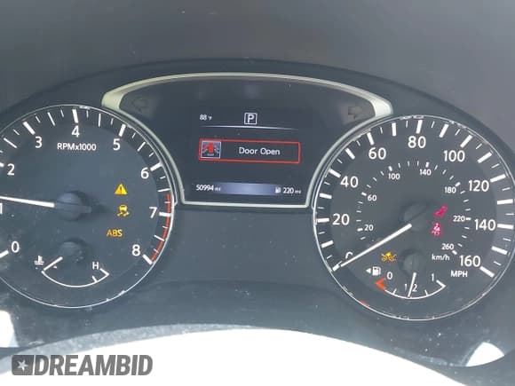 ✅ 2018 Nissan Altima S • VIN: 1N4AL3AP3JC128750 • Lot: 43268222. Wystawiony na IAAI z przebiegiem 50 994 mil. Bezpłatny archiwum sprzedaży aukcyjnych z USA i szczegółowy raport historii pojazdu na DreamBid. Zdjęcie 7.