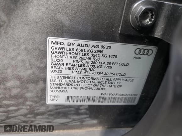 ✅ 2021 Audi Q7 Prestige • VIN: WA1VXAF70MD014792 • Lot: 82162345. Wystawiony na Copart z przebiegiem 82 505 mil. Bezpłatny archiwum sprzedaży aukcyjnych z USA i szczegółowy raport historii pojazdu na DreamBid. Zdjęcie 13.