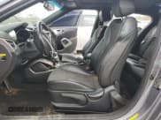 ✅ 2016 Hyundai Veloster • VIN: KMHTC6AD8GU297820 • Lot: 78581324. Wystawiony na Copart z przebiegiem 117 873 mil. Bezpłatny archiwum sprzedaży aukcyjnych z USA i szczegółowy raport historii pojazdu na DreamBid. Zdjęcie 7.