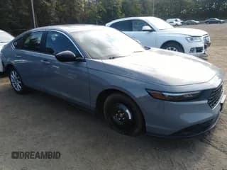 ✅ 2024 Honda Accord Sport • VIN: 1HGCY2F55RA023092 • Lot: 43213258. Wystawiony na IAAI z przebiegiem 80 980 mil. Bezpłatny archiwum sprzedaży aukcyjnych z USA i szczegółowy raport historii pojazdu na DreamBid. Zdjęcie 1.