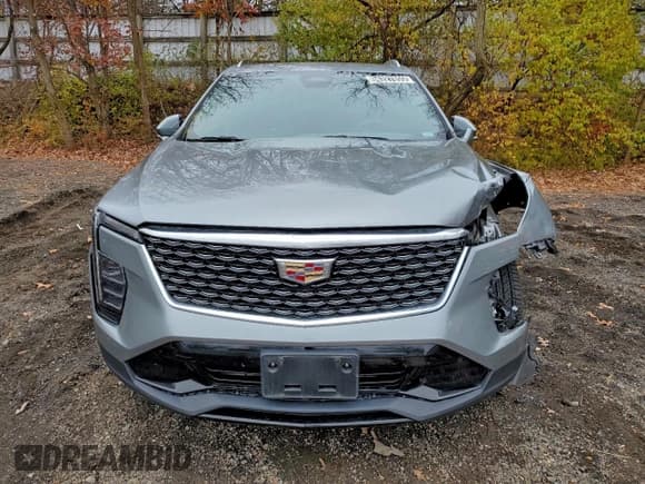 ✅ 2024 Cadillac XT4 FWD Premium Luxury • VIN: 1GYFZCR41RF214779 • Lot: 94327855. Wystawiony na Copart z przebiegiem 36 377 mil. Bezpłatny archiwum sprzedaży aukcyjnych z USA i szczegółowy raport historii pojazdu na DreamBid. Zdjęcie 5.
