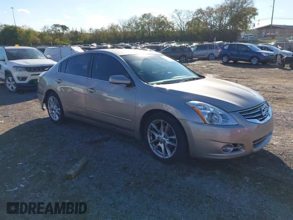 ✅ 2012 Nissan Altima SL • VIN: 1N4AL2AP2CC228237 • Lot: 43561450. Listed on IAAI with 152,893 mi. Free auction sales archive from the USA and detailed vehicle history report at DreamBid. Image 1.