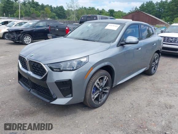 ✅ 2025 BMW X2 xDrive28i • VIN: WBX63GM02S5315315 • Lot: 42670344. Wystawiony na IAAI z przebiegiem 611 mil. Bezpłatny archiwum sprzedaży aukcyjnych z USA i szczegółowy raport historii pojazdu na DreamBid. Zdjęcie 17.