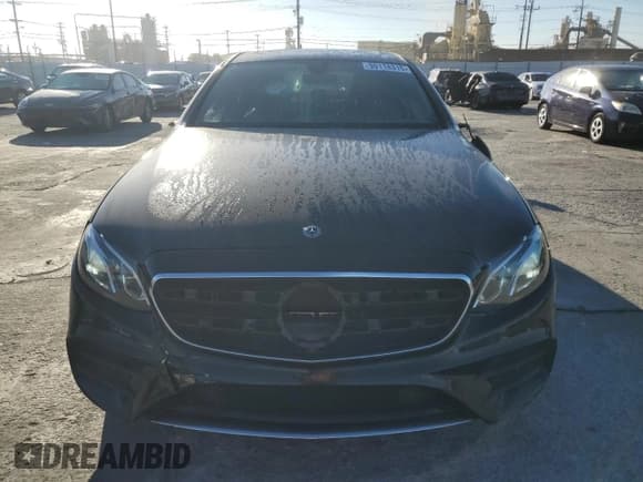 ✅ 2018 Mercedes-Benz E 300 • VIN: WDDZF4KB6JA333459 • Лот: 90118315. Опубликован ранее на Copart с пробегом 73 735 миль. Бесплатный доступ к архиву аукционных продаж из США и подробный отчёт об истории автомобиля на DreamBid. Изображение 5.