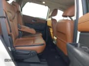 ✅ 2022 Nissan Pathfinder Platinum • VIN: 5N1DR3DJ4NC268918 • Lot: 43600657. Wystawiony na IAAI z przebiegiem 52 197 mil. Bezpłatny archiwum sprzedaży aukcyjnych z USA i szczegółowy raport historii pojazdu na DreamBid. Zdjęcie 8.