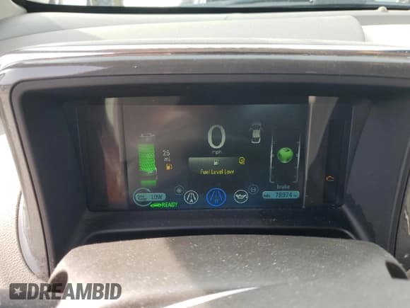 ✅ 2015 Chevrolet Volt • VIN: 1G1RB6E40FU111500 • Lot: 44677204. Wystawiony na Copart z przebiegiem 78 974 mil. Bezpłatny archiwum sprzedaży aukcyjnych z USA i szczegółowy raport historii pojazdu na DreamBid. Zdjęcie 9.