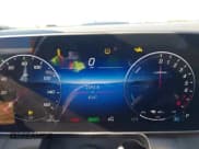 ✅ 2025 Mercedes-Benz GLC 350e • VIN: W1NKM5GB2SF291014 • Lot: 42628166. Wystawiony na IAAI z przebiegiem 8 347 mil. Bezpłatny archiwum sprzedaży aukcyjnych z USA i szczegółowy raport historii pojazdu na DreamBid. Zdjęcie 7.