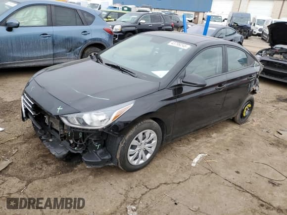 ✅ 2021 Hyundai Accent SE • VIN: 3KPC24A63ME136878 • Лот: 43799245. Опубликован ранее на Copart с пробегом 92 242 миль. Бесплатный доступ к архиву аукционных продаж из США и подробный отчёт об истории автомобиля на DreamBid. Изображение 1.