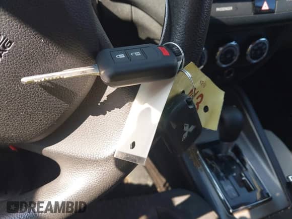 2018 Mitsubishi Outlander ES with VIN JA4AR3AU0JU022873, listed as a IAAI auction lot 42783349 with 204,806 mi miles and . Bid and sale history available at DreamBid. Image 11.