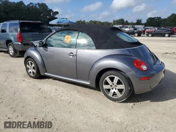 ✅ 2006 Volkswagen Beetle • VIN: 3VWRF31Y36M329869 • Lot: 85169425. Wystawiony na Copart z przebiegiem Nie podano. Bezpłatny archiwum sprzedaży aukcyjnych z USA i szczegółowy raport historii pojazdu na DreamBid. Zdjęcie 2.