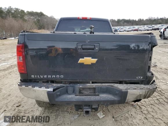 ✅ 2013 Chevrolet Silverado 2500HD LTZ • VIN: 1GC1KYEG9DF244641 • Lot: 41749645. Listed on Copart with 154,544 mi. Free auction sales archive from the USA and detailed vehicle history report at DreamBid. Image 6.