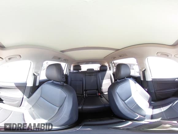 ✅ 2021 Volkswagen Tiguan SE • VIN: 3VV2B7AX9MM084072 • Lot: 84612365. Listed on Copart with 46,821 mi. Free auction sales archive from the USA and detailed vehicle history report at DreamBid. Image 14.