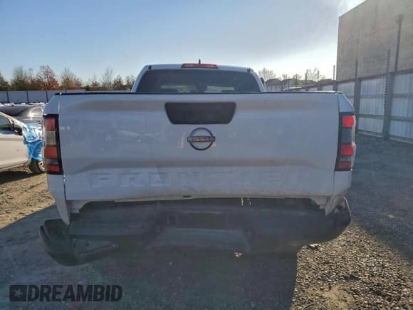 ✅ 2022 Nissan Frontier S • VIN: 1N6ED1CL8NN655729 • Lot: 87247735. Listed on Copart with 70,136 mi. Free auction sales archive from the USA and detailed vehicle history report at DreamBid. Image 6.