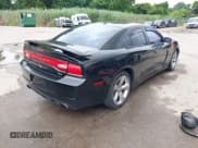 ✅ 2012 Dodge Charger RT • VIN: 2C3CDXCTXCH105083 • Лот: 42705752. Опубликован ранее на IAAI с пробегом 221 460 миль. Бесплатный доступ к архиву аукционных продаж из США и подробный отчёт об истории автомобиля на DreamBid. Изображение 4.