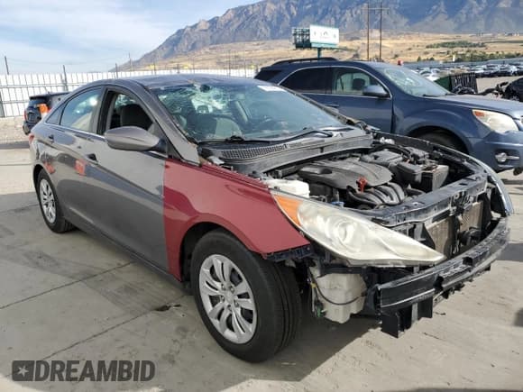 ✅ 2011 Hyundai Sonata GLS • VIN: 5NPEB4AC2BH154358 • Lot: 72784514. Listed on Copart with 197,508 mi. Free auction sales archive from the USA and detailed vehicle history report at DreamBid. Image 4.