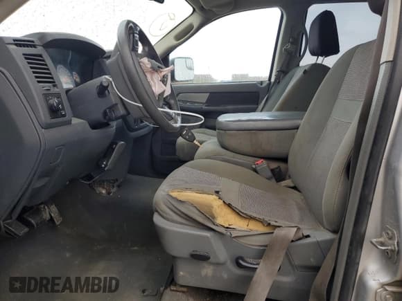 ✅ 2007 Dodge 1500 SLT • VIN: 1D7HU18227S198412 • Лот: 73604694. Опубликован ранее на Copart с пробегом 235 221 миль. Бесплатный доступ к архиву аукционных продаж из США и подробный отчёт об истории автомобиля на DreamBid. Изображение 7.