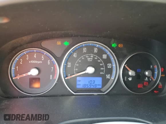 ✅ 2008 Hyundai Santa Fe SE • VIN: 5NMSH73E48H214602 • Lot: 70770444. Listed on Copart with 185,949 mi. Free auction sales archive from the USA and detailed vehicle history report at DreamBid. Image 9.