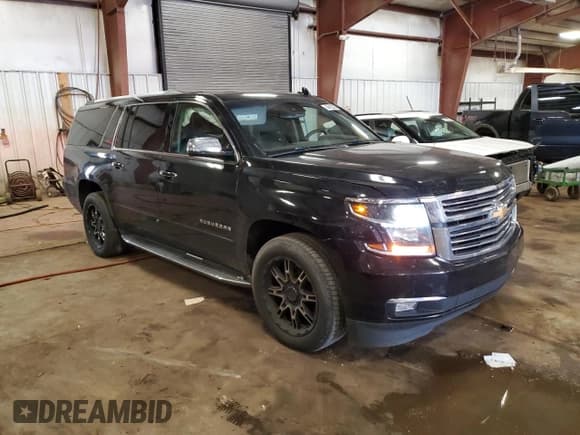 ✅ 2017 Chevrolet Suburban Premier • VIN: 1GNSKJKC0HR307795 • Lot: 89432225. Wystawiony na Copart z przebiegiem 132 887 mil. Bezpłatny archiwum sprzedaży aukcyjnych z USA i szczegółowy raport historii pojazdu na DreamBid. Zdjęcie 4.