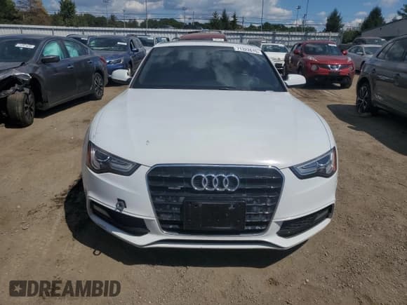 ✅ 2015 Audi A5 Premium Plus • VIN: WAUMFAFR6FA004663 • Лот: 71322615. Опубликован ранее на Copart с пробегом 193 462 миль. Бесплатный доступ к архиву аукционных продаж из США и подробный отчёт об истории автомобиля на DreamBid. Изображение 5.