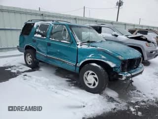 ✅ 1995 Chevrolet Blazer • VIN: 1GNDT13W0S2208862 • Lot: 44642365. Wystawiony na Copart z przebiegiem 111 500 mil. Bezpłatny archiwum sprzedaży aukcyjnych z USA i szczegółowy raport historii pojazdu na DreamBid. Zdjęcie 4.