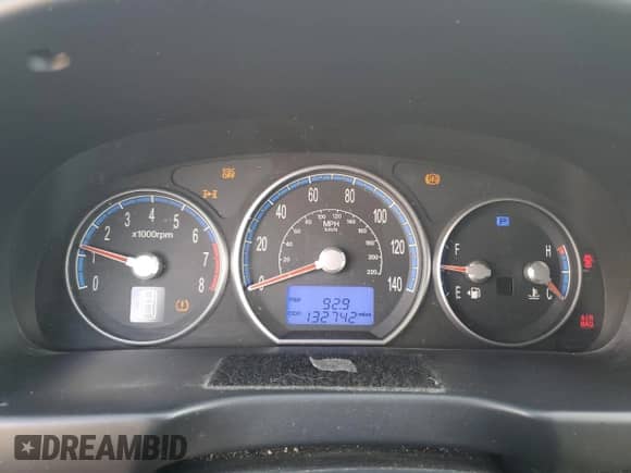 2008 Hyundai Santa Fe SE z VIN 5NMSH73E38H227275, wystawiony jako Copart lot #72625574 z przebiegiem 132 742 mil mil oraz Szkoda całkowita • Salvage title. Historia ofert i sprzedaży dostępna na DreamBid. Obrazek 9.