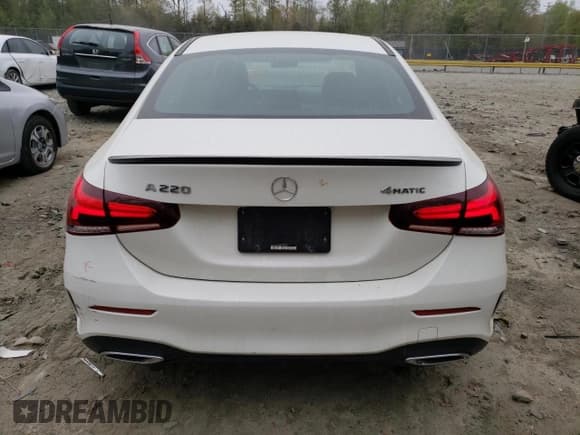 ✅ 2019 Mercedes-Benz A 220 • VIN: WDD3G4FBXKW005964 • Лот: 51461014. Опубликован ранее на Copart с пробегом 80 144 миль. Бесплатный доступ к архиву аукционных продаж из США и подробный отчёт об истории автомобиля на DreamBid. Изображение 6.