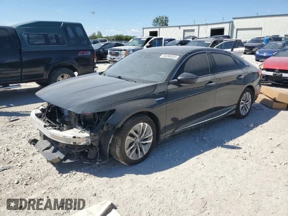 ✅ 2020 Honda Accord Touring • VIN: 1HGCV3F91LA006606 • Lot: 68266555. Listed on Copart with 71,982 mi. Free auction sales archive from the USA and detailed vehicle history report at DreamBid. Image 1.