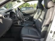 ✅ 2025 Toyota Corolla Cross XLE • VIN: 7MUDAABG1SV130325 • Лот: 69386555. Опубликован ранее на Copart с пробегом 1 223 миль. Бесплатный доступ к архиву аукционных продаж из США и подробный отчёт об истории автомобиля на DreamBid. Изображение 7.