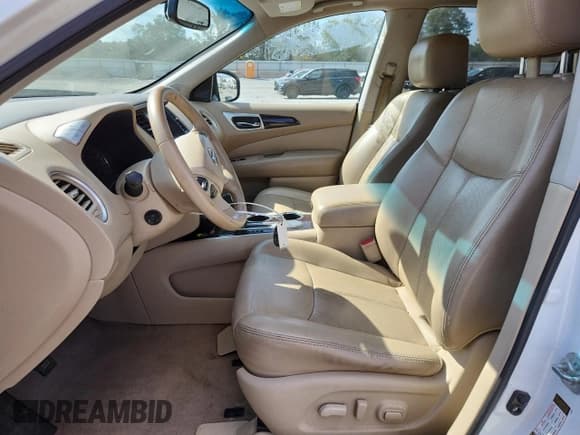 ✅ 2015 Nissan Pathfinder Platinum • VIN: 5N1AR2MN1FC705727 • Lot: 80507785. Wystawiony na Copart z przebiegiem 135 250 mil. Bezpłatny archiwum sprzedaży aukcyjnych z USA i szczegółowy raport historii pojazdu na DreamBid. Zdjęcie 7.