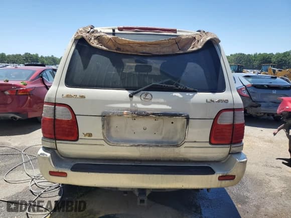 ✅ 2001 Lexus LX 470 • VIN: JTJHT00W613501194 • Lot: 58038914. Wystawiony na Copart z przebiegiem 312 193 mil. Bezpłatny archiwum sprzedaży aukcyjnych z USA i szczegółowy raport historii pojazdu na DreamBid. Zdjęcie 6.