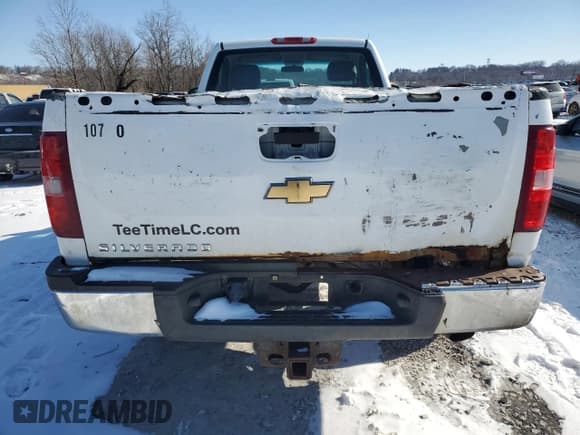 ✅ 2011 Chevrolet Silverado 2500HD Work Truck • VIN: 1GC0CVCG6BF170490 • Lot: 44926625. Wystawiony na Copart z przebiegiem 278 293 mil. Bezpłatny archiwum sprzedaży aukcyjnych z USA i szczegółowy raport historii pojazdu na DreamBid. Zdjęcie 6.