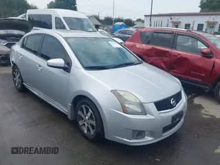 ✅ 2012 Nissan Sentra S • VIN: 3N1AB6AP7CL711654 • Lot: 43196734. Wystawiony na IAAI z przebiegiem 194 448 mil. Bezpłatny archiwum sprzedaży aukcyjnych z USA i szczegółowy raport historii pojazdu na DreamBid. Zdjęcie 1.