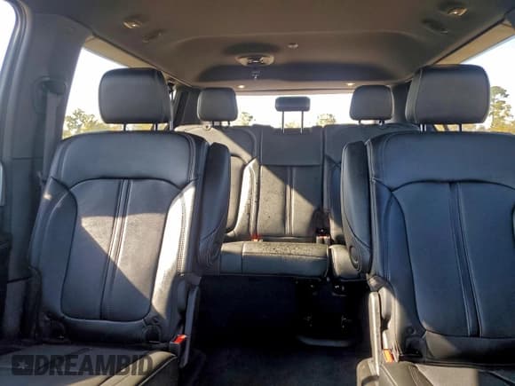 ✅ 2024 Jeep Wagoneer Series II • VIN: 1C4SJSBP8RS103650 • Лот: 95096585. Опубликован ранее на Copart с пробегом 1 166 миль. Бесплатный доступ к архиву аукционных продаж из США и подробный отчёт об истории автомобиля на DreamBid. Изображение 10.